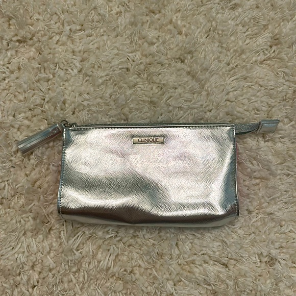 Clinique Makeup Pouch - Picture 1 of 4